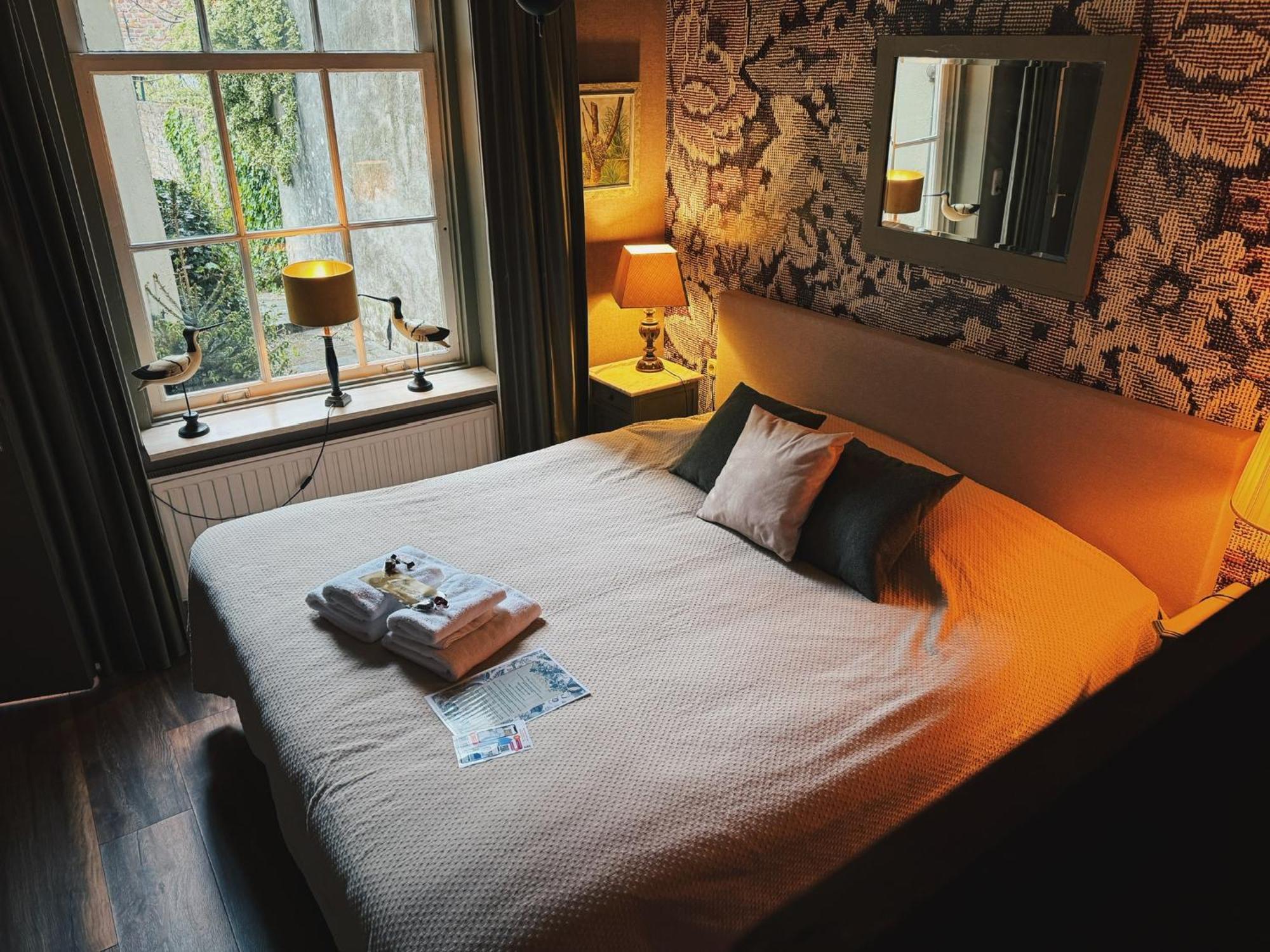 Boutique Hotel Bajoene มิดเดิลบวร์ก ห้อง รูปภาพ
